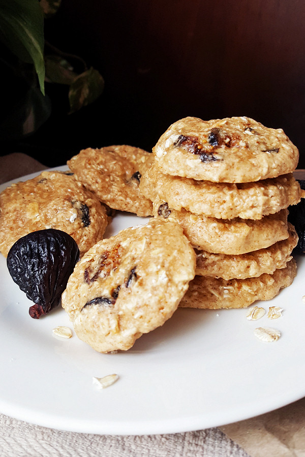 Oatmeal Fig Cookies