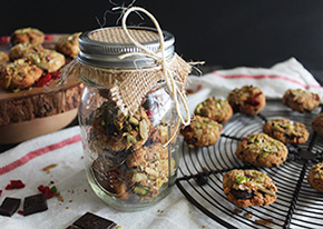 Pistachio Crusted Chewy Chocolate Chip Cranberry Cookies