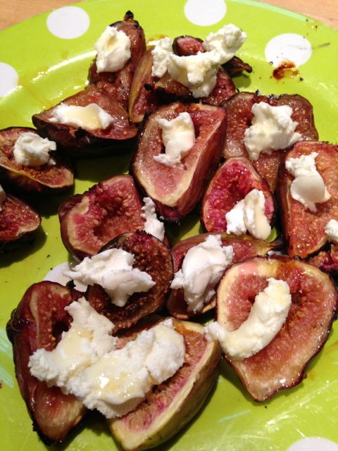 Grilled Figs with Honey and Goat Cheese