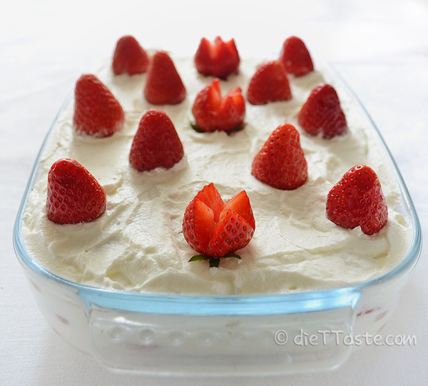 strawberry-icebox-cake-w