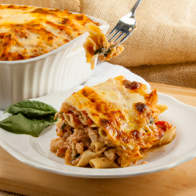 Skinny-Baked-Ziti-with-fork