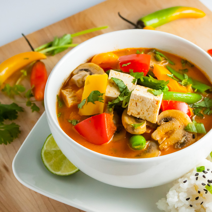 Thai-Red-Curry-with-Vegetables-and-Tofu-Square