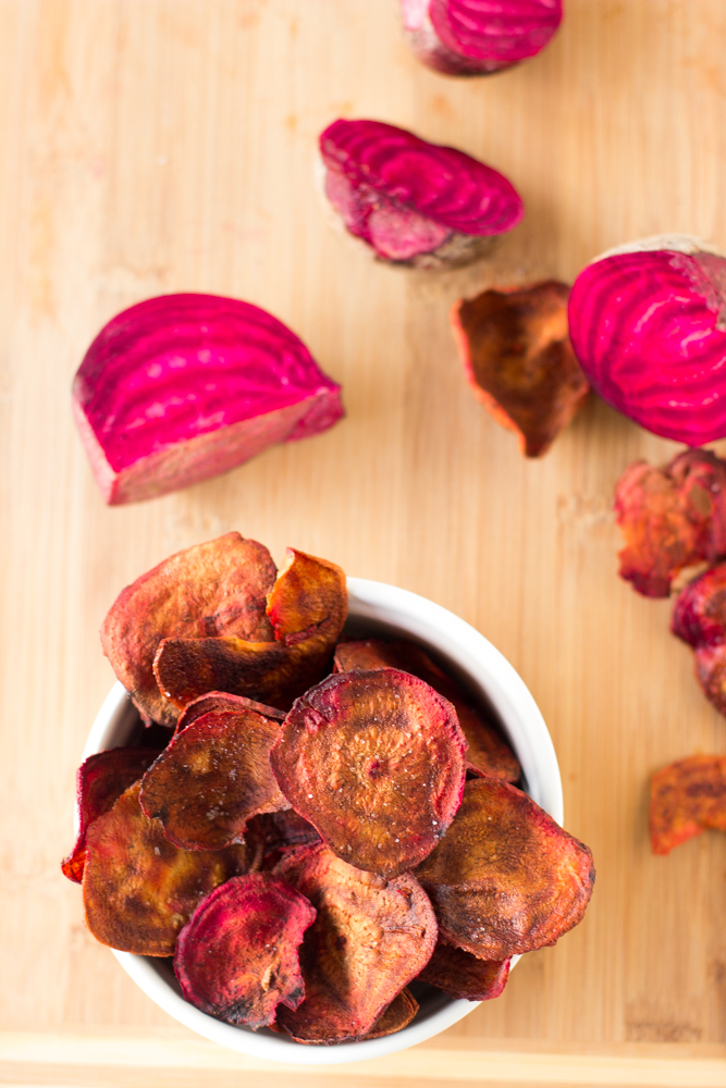 Beet-Chips-are-a-bright-colourful-and-and-sweet-and-salty-crunchy-snack-My-entire-family-loved-it-beets-vegan-snack-healthy-2