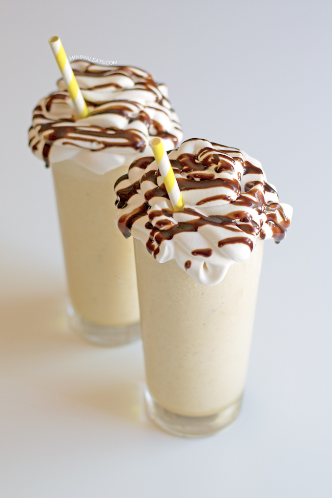 Creamy-vegan-vanilla-shake-with-chocolate-syrup-minimaleats.com