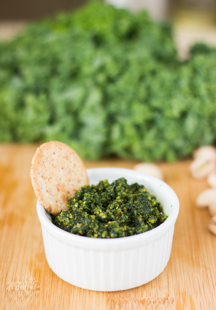 Kale-and-Pistachio-Pesto-is-the-best-pesto-I-have-ever-had-Its-so-creamy-and-flavourful-and-perfect-for-a-dip-your-pasta-or-on-anything-pesto-vegetarian-vegan-kale-pistachios-6