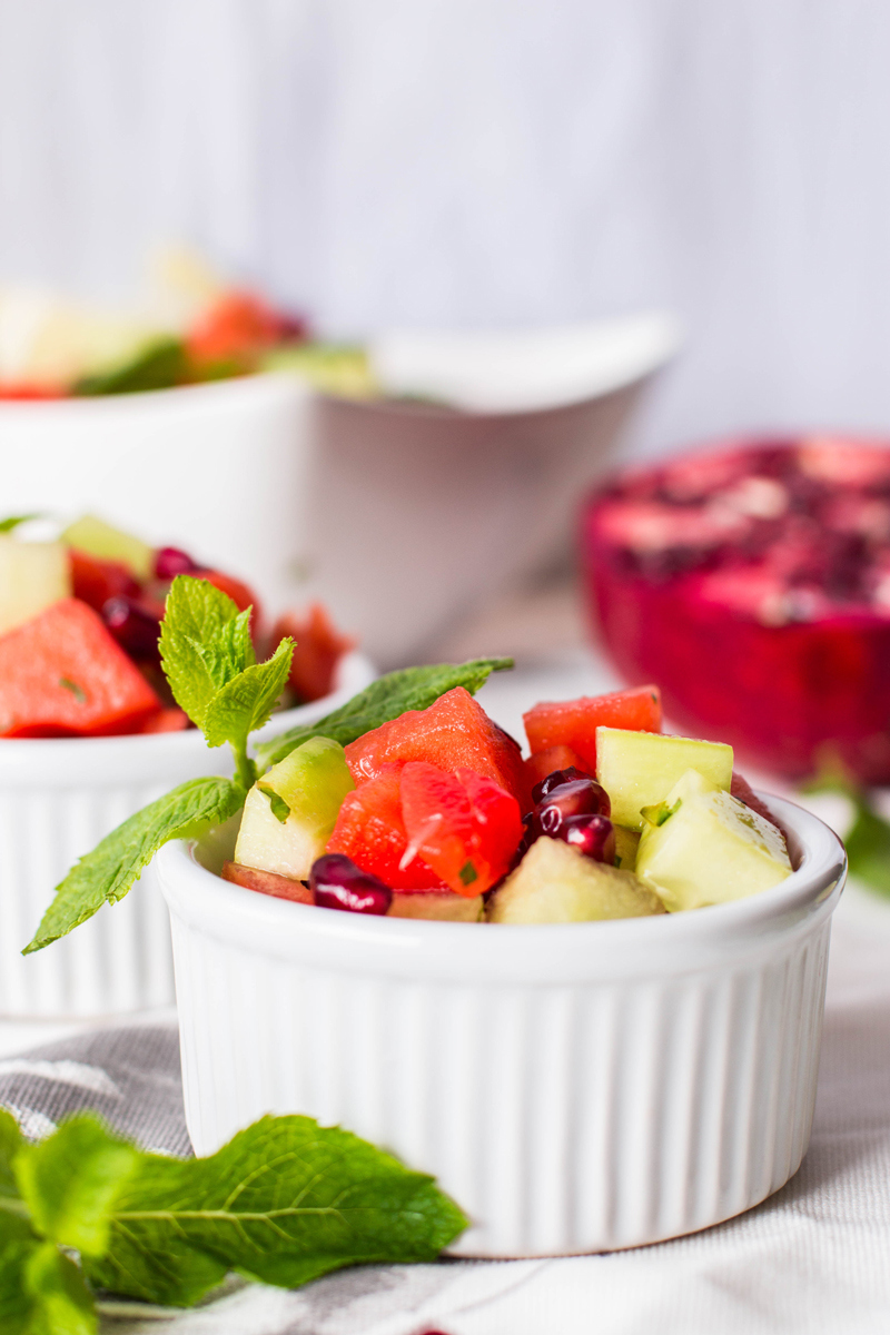 Read-and-Green-Fruit-Salad