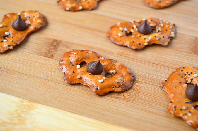 chocolate-pretzels-5-resized