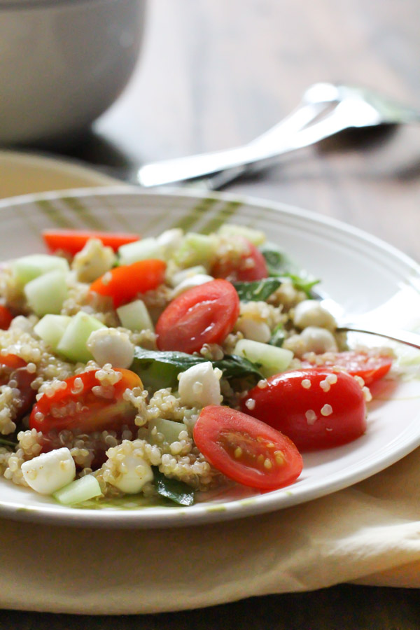 mediterranean-quinoa-salad
