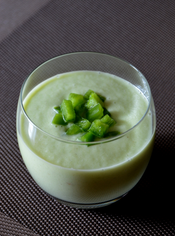 Chilled-green-soup_delscookingtwist