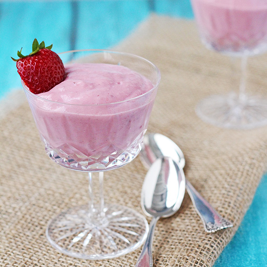 Strawberry-Pudding-gluten-free-dairy-free-vegan-sharing-550-by-550