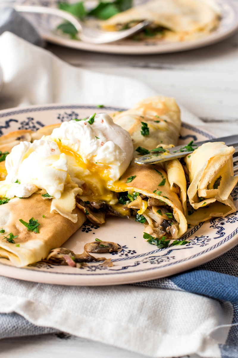Mushroom-Crepes-with-Poached-Eggs-7