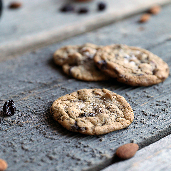 dark-chocolate-cherry-almond-cookies-02-FG