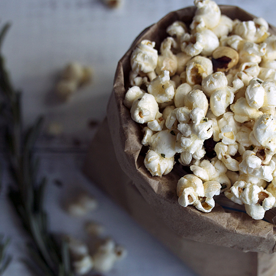 rosemary-bronw-butter-popcorn_FG