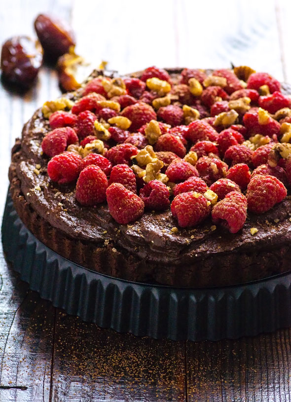 full-healthy-chocolate-fudge-cake