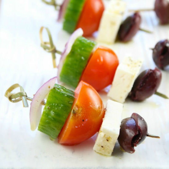 Greek-Salad-Skewers-from-missinthekitchen.com-ProgressiveEats