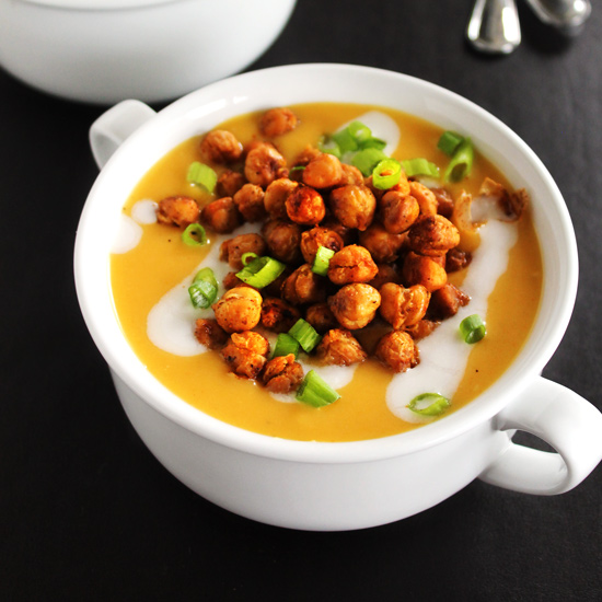 butternut-squash-soup-with-spicy-chickpeas-550