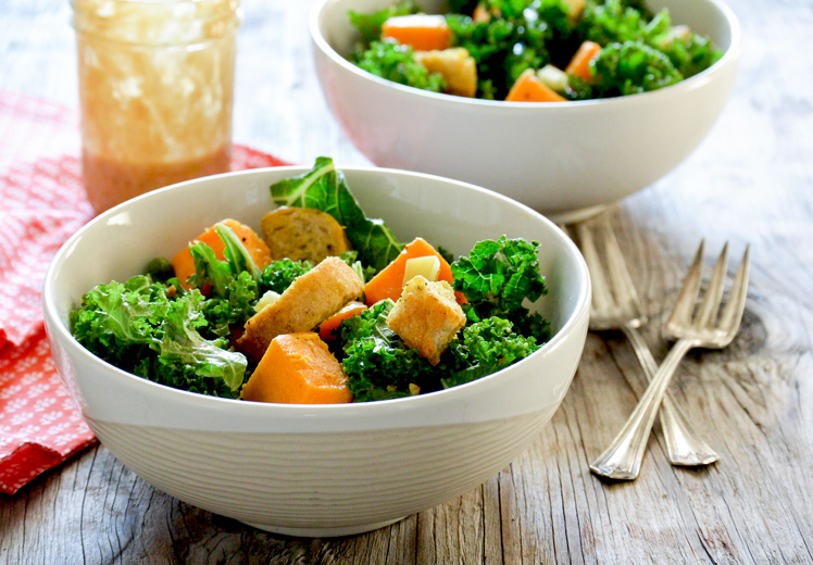 Kale-Salad-Spiced-Croutons-3