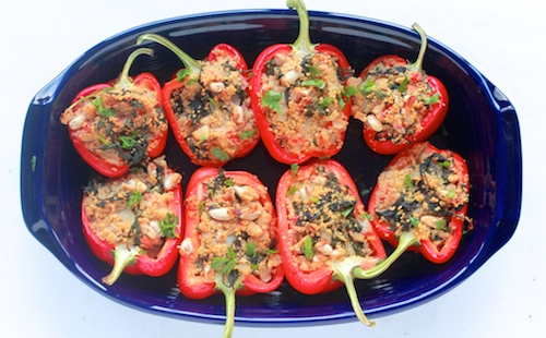 Tuscan-White-Bean-Spinach-and-Quinoa-Stuffed-Bell-Peppers-4