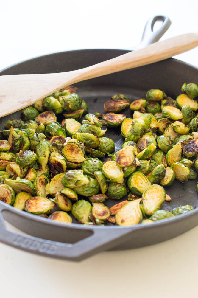 super-easy-spicy-roasted-garlic-brussels-sprouts