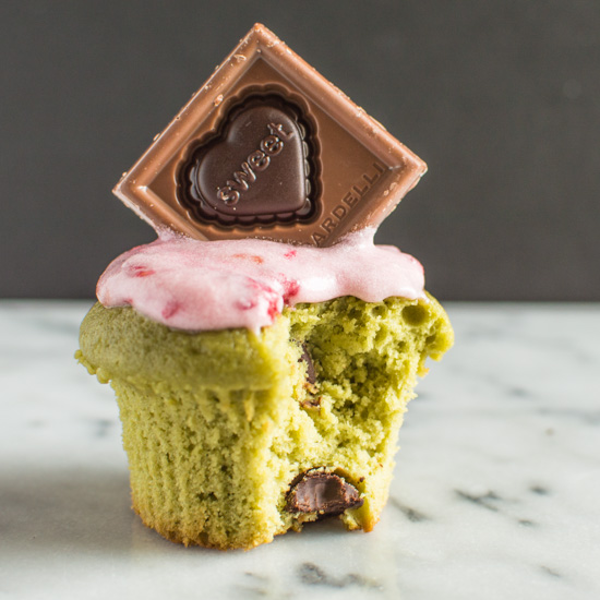 Green-Tea-Cupcakes-and-Raspberry-Frosting-FF