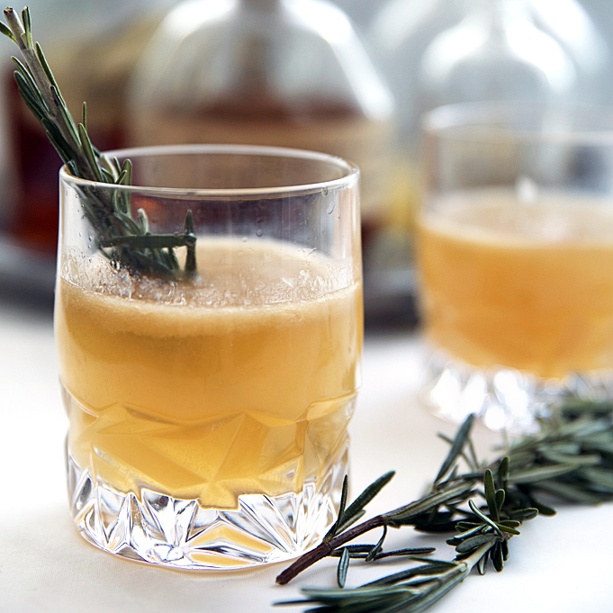 grapefruit-rosemary-bourbon-05FG_edited-1