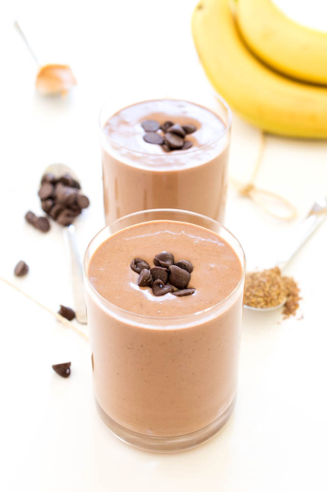 thick-and-creamy-chocolate-peanut-butter-smoothie