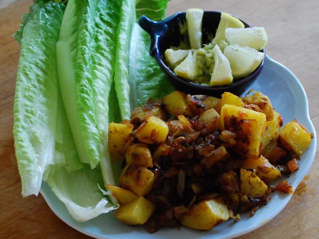 Curried-Potato-Lettuce-Cups