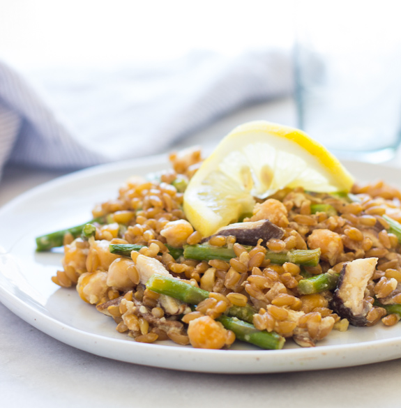 Spring-Farro-Risotto-with-Lemon-and-Tahini-rz