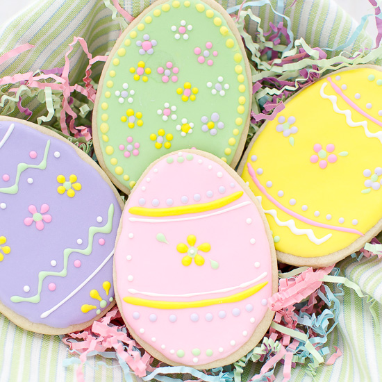 easter-egg-cookies-with-royal-icing-fg-1