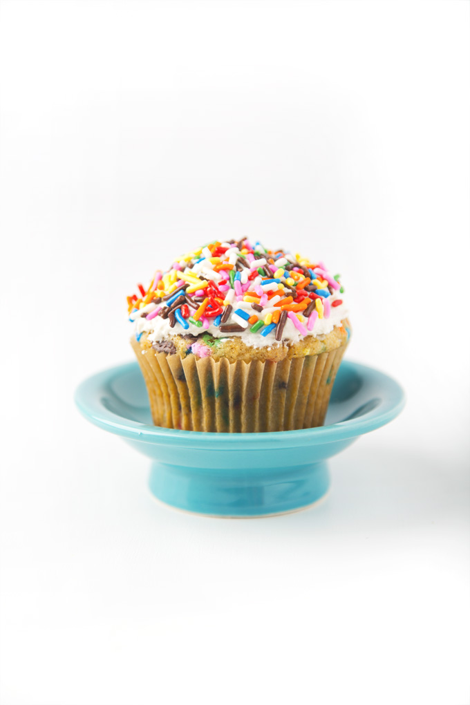 vegan-funfetti-cupcakes-6