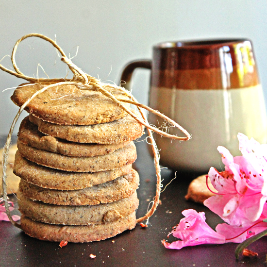 Chai-and-rose-nankhatai-cookies-550px2