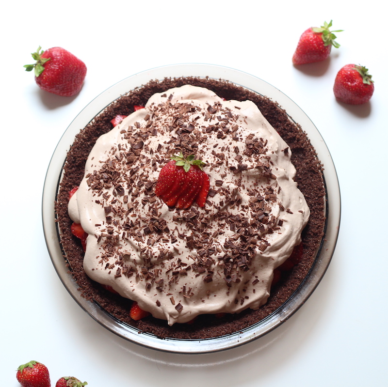 Chocolate-Covered-Strawberry-Pie-small
