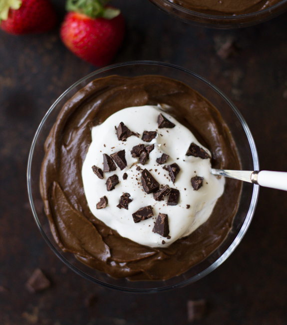 Easy-Superfood-Chocolate-Pudding-rz