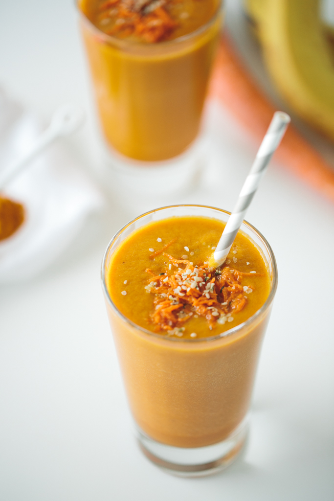 golden-beet-carrot-and-turmeric-smoothie-4