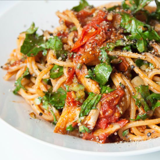 kale-and-tomato-pasta