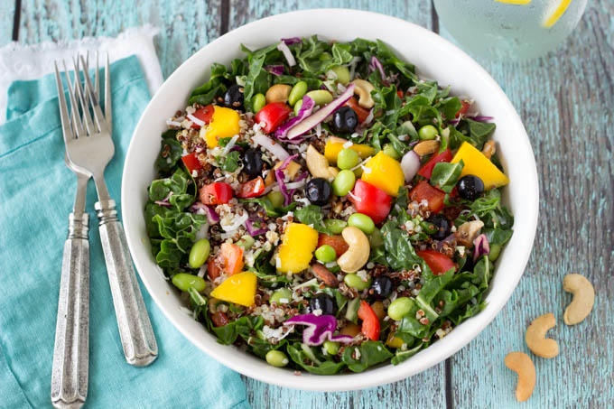 superfoods-power-salad-Simplehealthykitchen.com-quinoa-blueberries