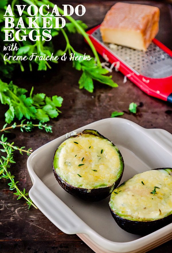 Avocado-baked-eggs-with-creme-fraiche-and-herbs