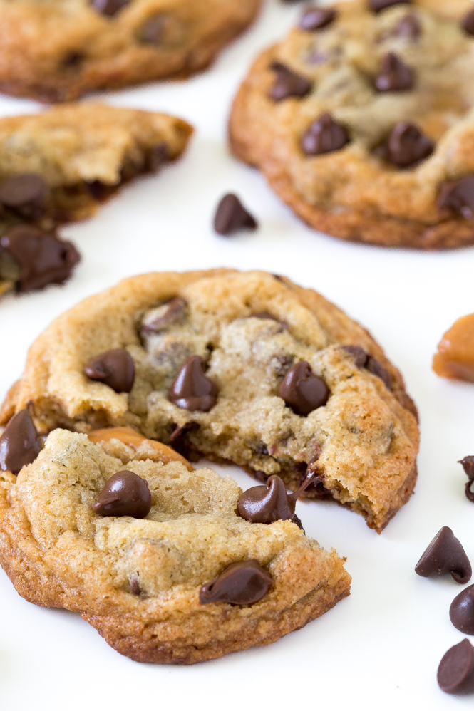 Chewy-Caramel-Stuffed-Chocolate-Chip-Cookies