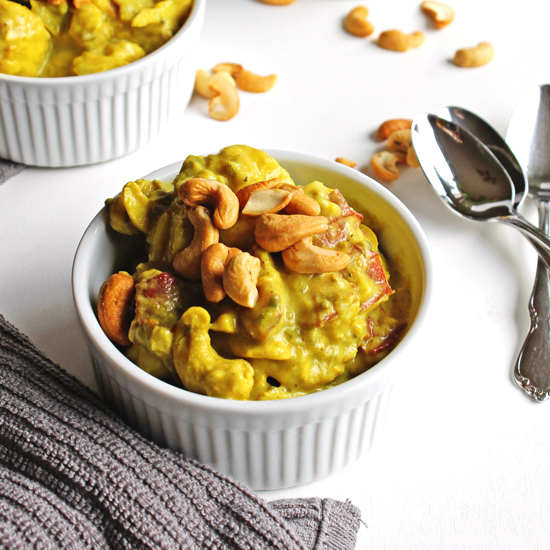 Coconut-curry-cauiflower-stew-with-potatoes-and-cashews-550px1