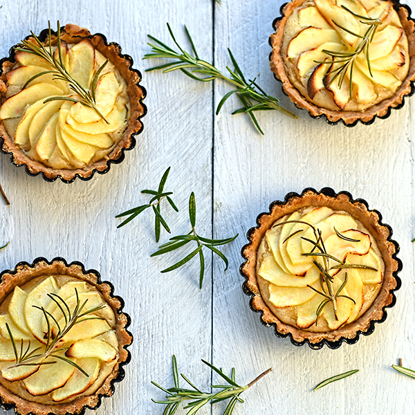 apple-and-rosemary-tartlets-smaller