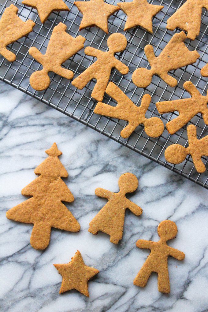Paleo-Gingerbread-Cookies-2-Sized