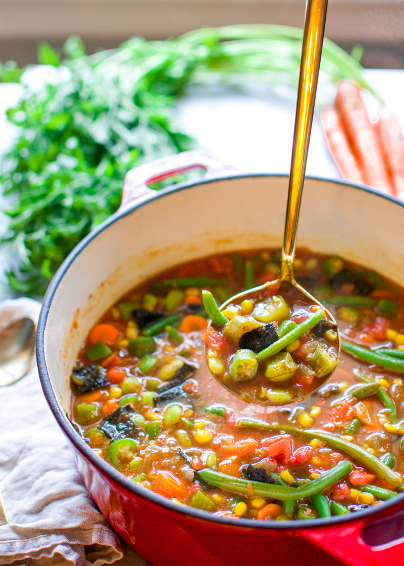 superfood-veggie-soup-crop