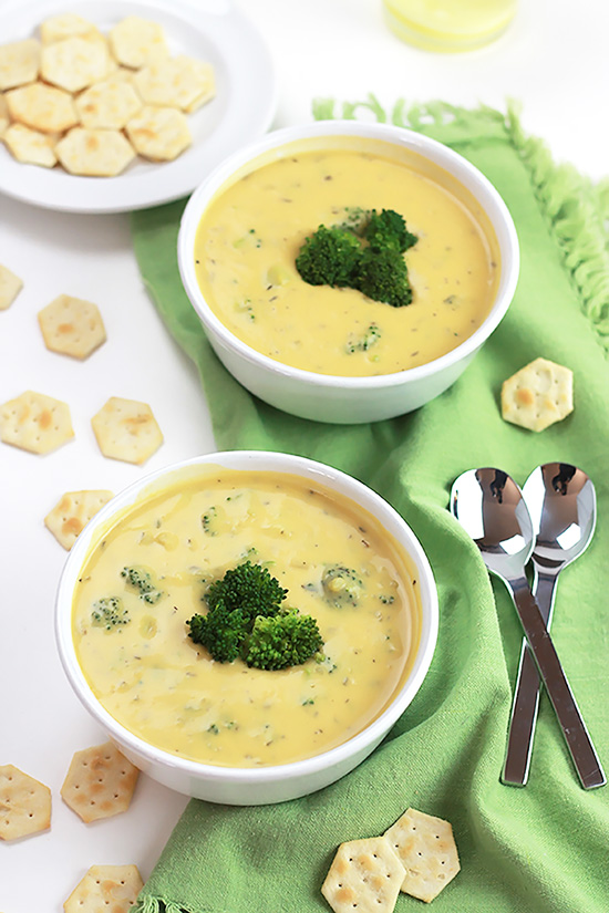 FG-Uncheesy-Potato-Broccoli-Soup