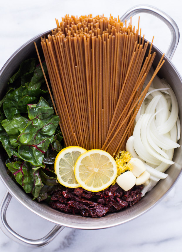 One-Pot-Lemon-Pasta-with-Sundried-Tomatoes-and-Greens-2