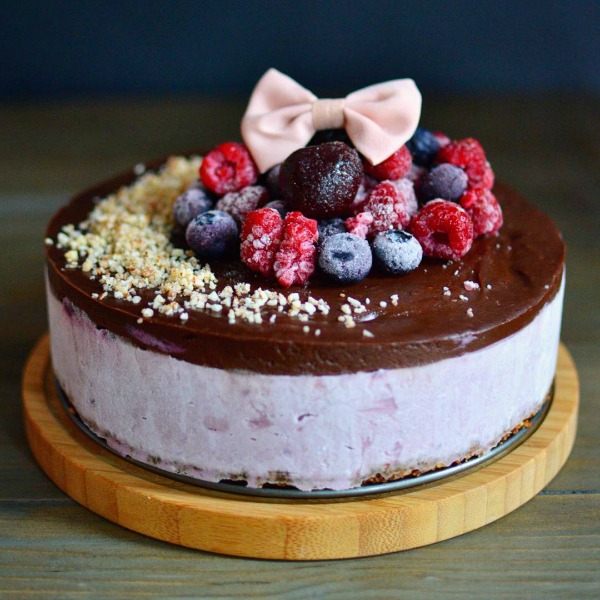 Raspberry-Cream-Cake-small