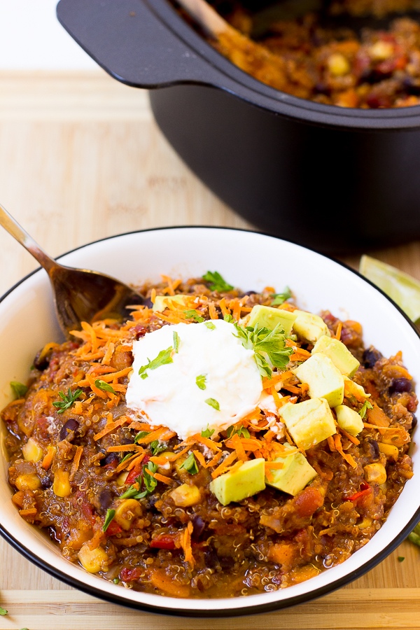 This-Slow-Cooker-Sweet-Potato-Quinoa-and-Black-Bean-Chili-takes-only-15-minutes-to-prep-and-then-right-into-the-slow-cooker-It-results-in-a-hearty-thick-and-delicious-chili-5