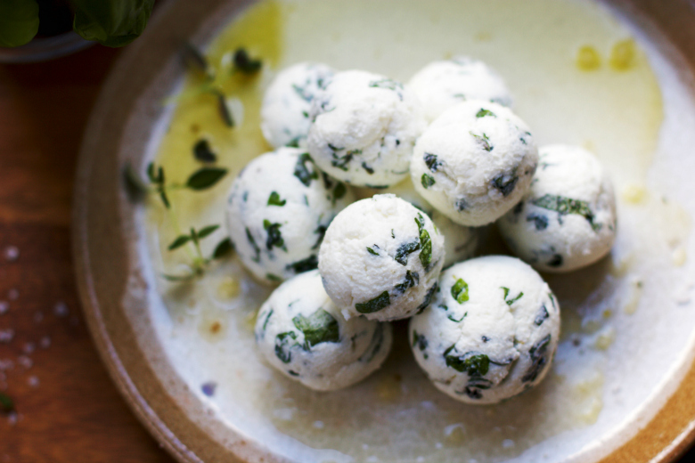 basil-and-thyme-goat-cheese-balls-5-780