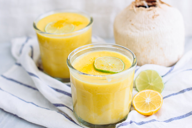 golden-coconut-smoothie-nutrition-stripped4