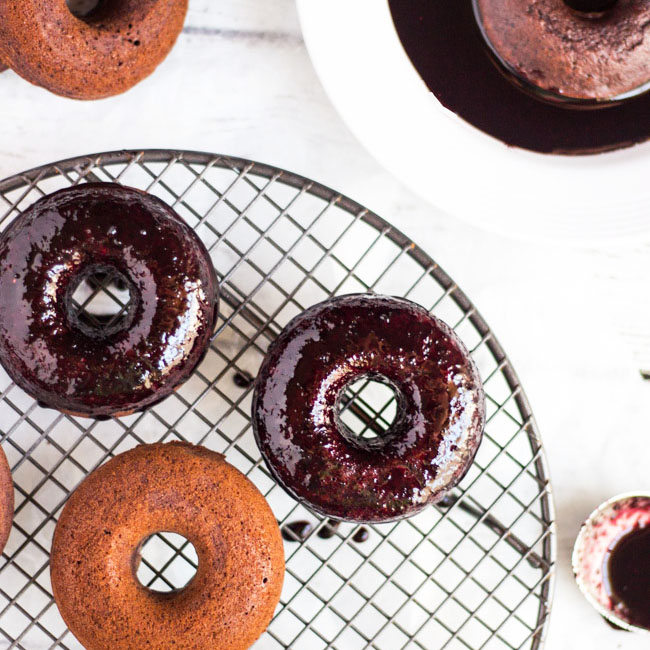 Baked-Berry-Spelt-Doughnuts-thumbnail