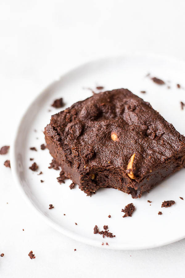 fudgy-gluten-free-brownies-31